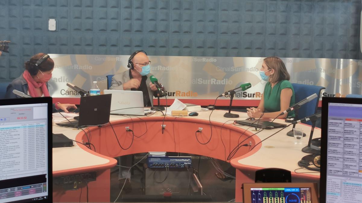 La consejera de Empleo, Rocío Blanco, en una entrevista en Canal Sur Radio