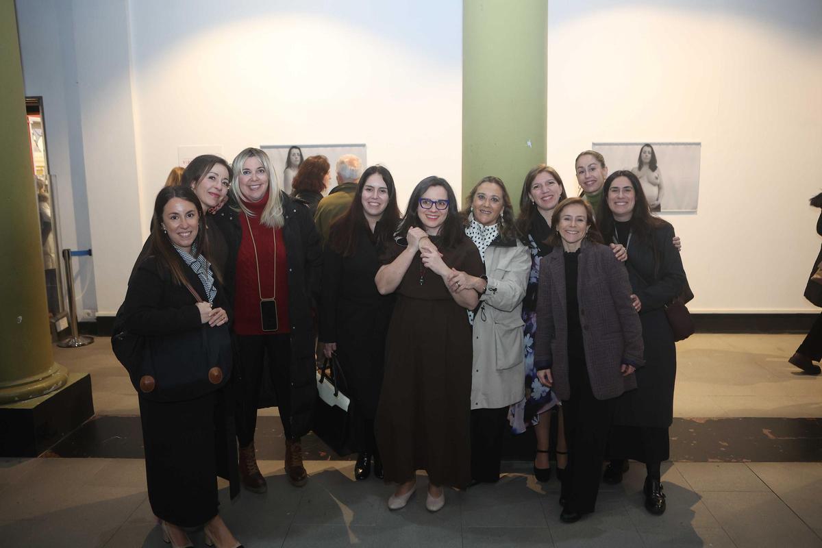 'Virando o rosa': O cancro de mama, nunha exposición sen estereotipos e con perspectiva de xénero na Coruña