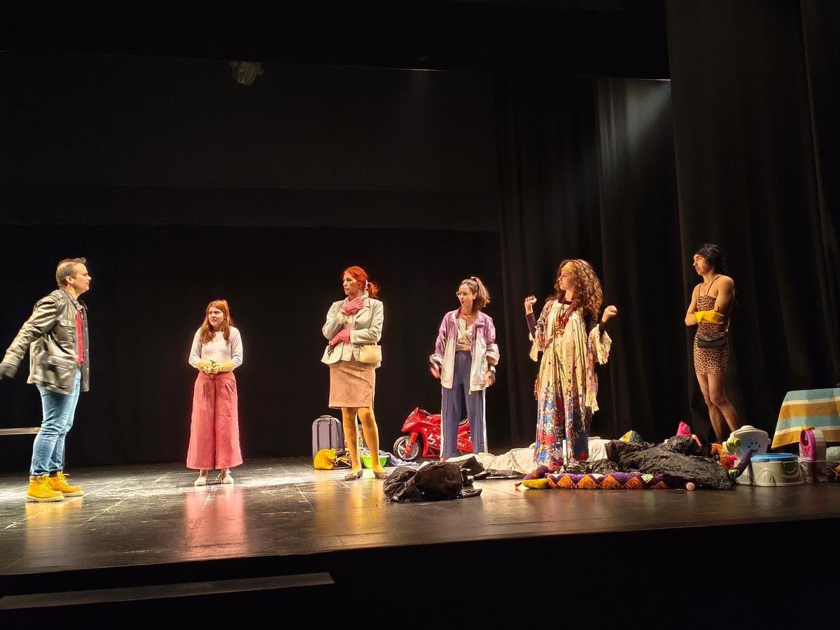 Ensayos para la obra.