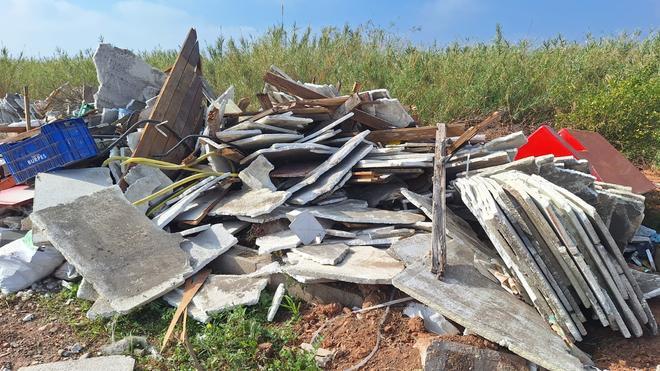 Fotogalería I Las imágenes del macrovertedero junto a la AP-7 en Vila-real