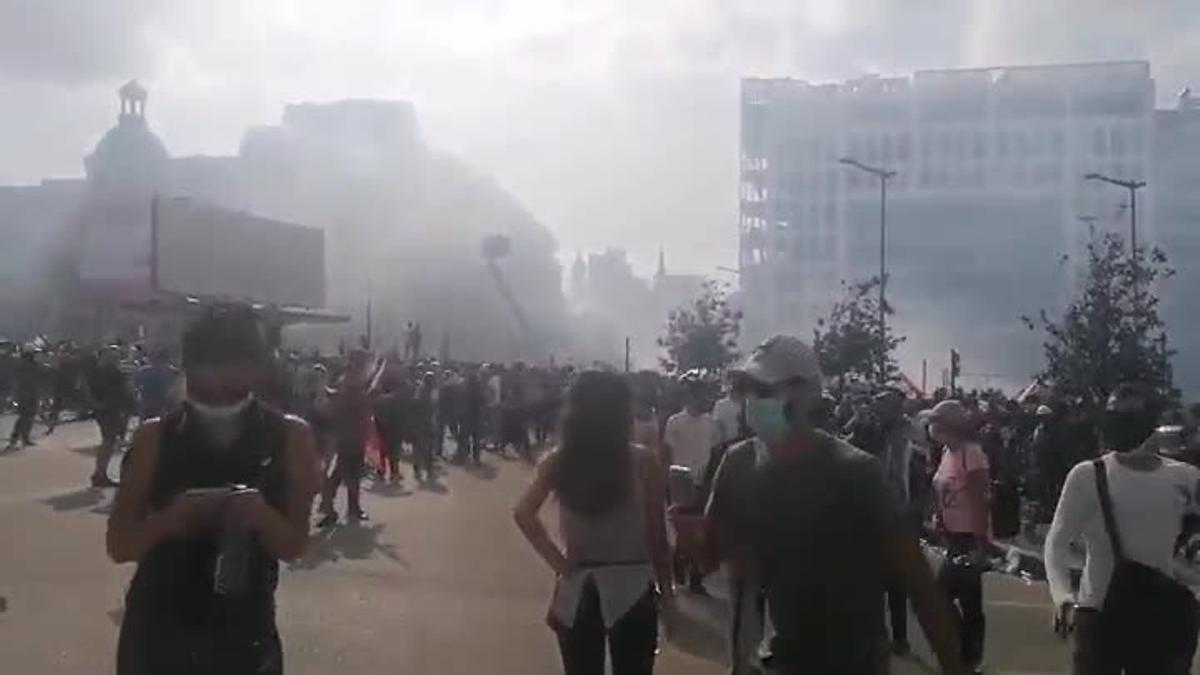 Más de 100 heridos en las multitudinarias protestas en Beirut por la gran explosión