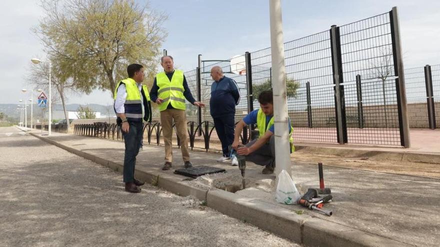 Inicio de los trabajos de remodelación del alumbrado de Los Ángeles.