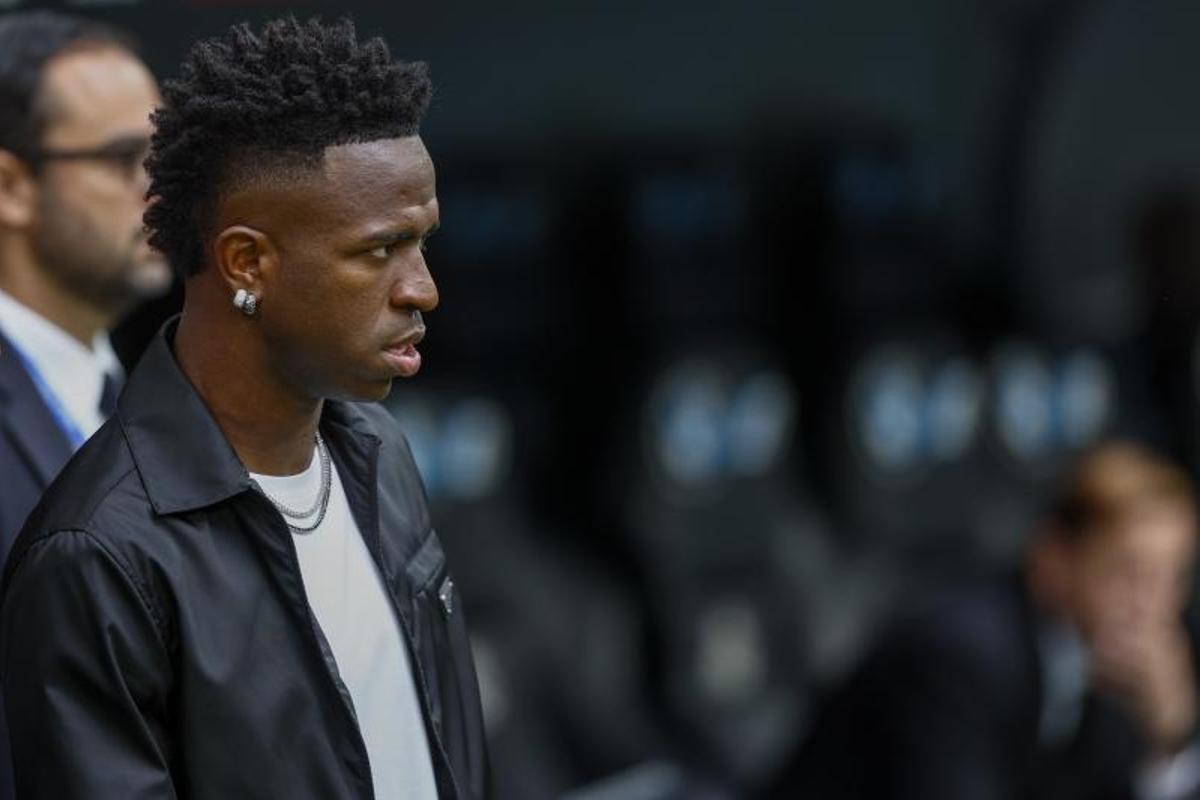 ¡'Basta ya'! El Bernabéu se vuelca con Vinícius Jr. ¡'Basta ya'! El Bernabéu se vuelca con Vinícius Jr.