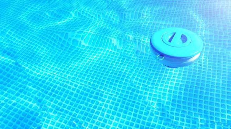 Trucos de limpieza: Cómo dejar reluciente la piscina de plástico de tu casa
