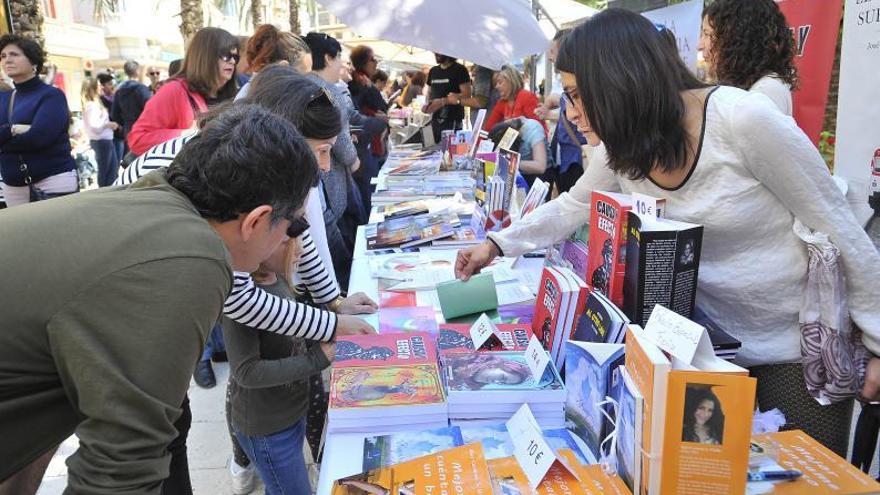 La Feria del libro de Elche reunirá a Espido Freire, Juan Manuel de Prada y Nativel Preciado