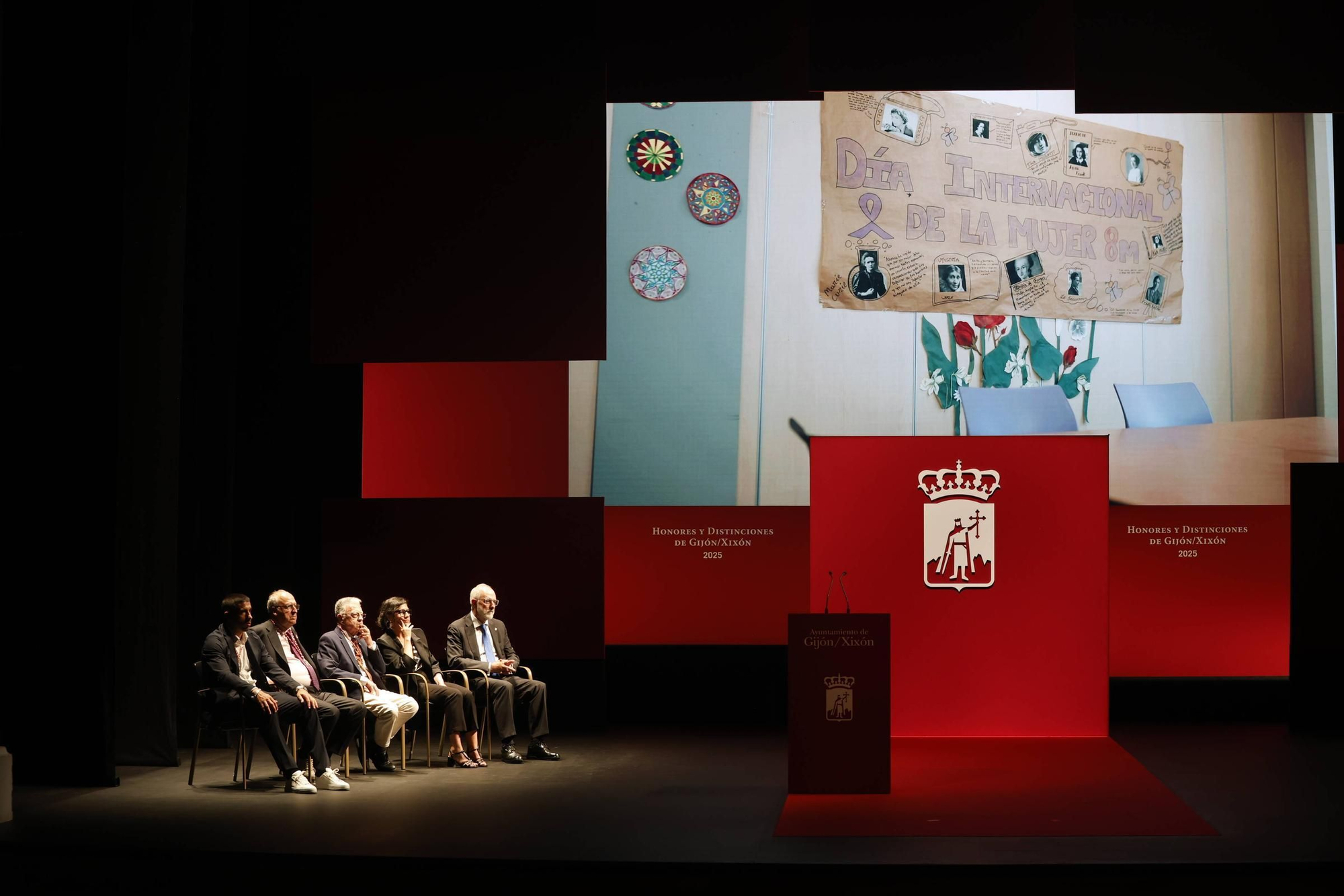 La entrega de medallas y distinciones de Gijón, en imágenes