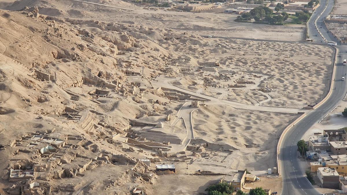 Vista aérea da escavación na que participa o Cesga en Exipto
