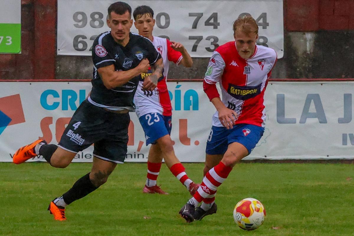 Rivera en una acción de la primera parte.