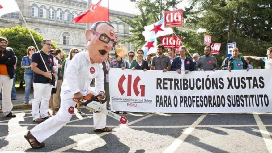 La Xunta garantiza todos los servicios en un arranque de curso con protestas