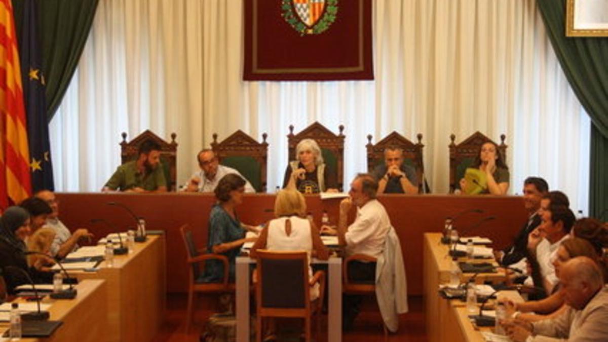 La sala de plenos del Ayuntamiento de Badalona.