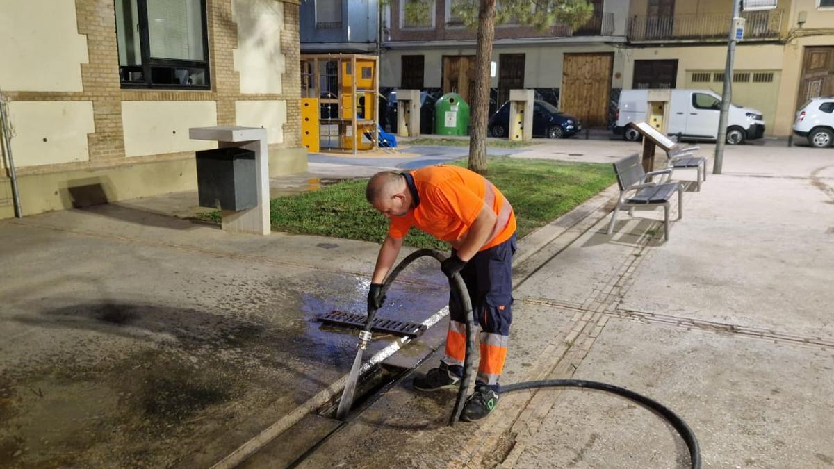Proceso de limpieza de imbornales