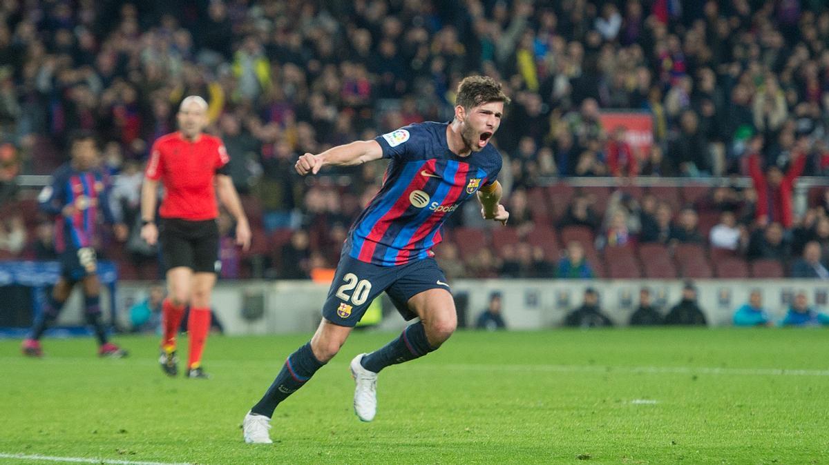 Sergi Roberto celebra el gol que le marcó al Cádiz, que era el 1-0.