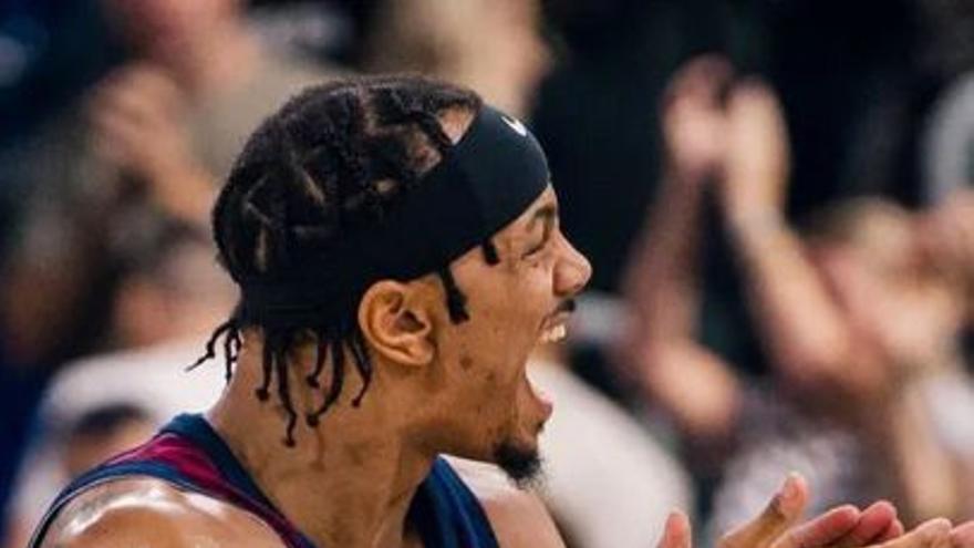 Barça beats Maccabi Tel-Aviv 90-87 with Justin Robinson three