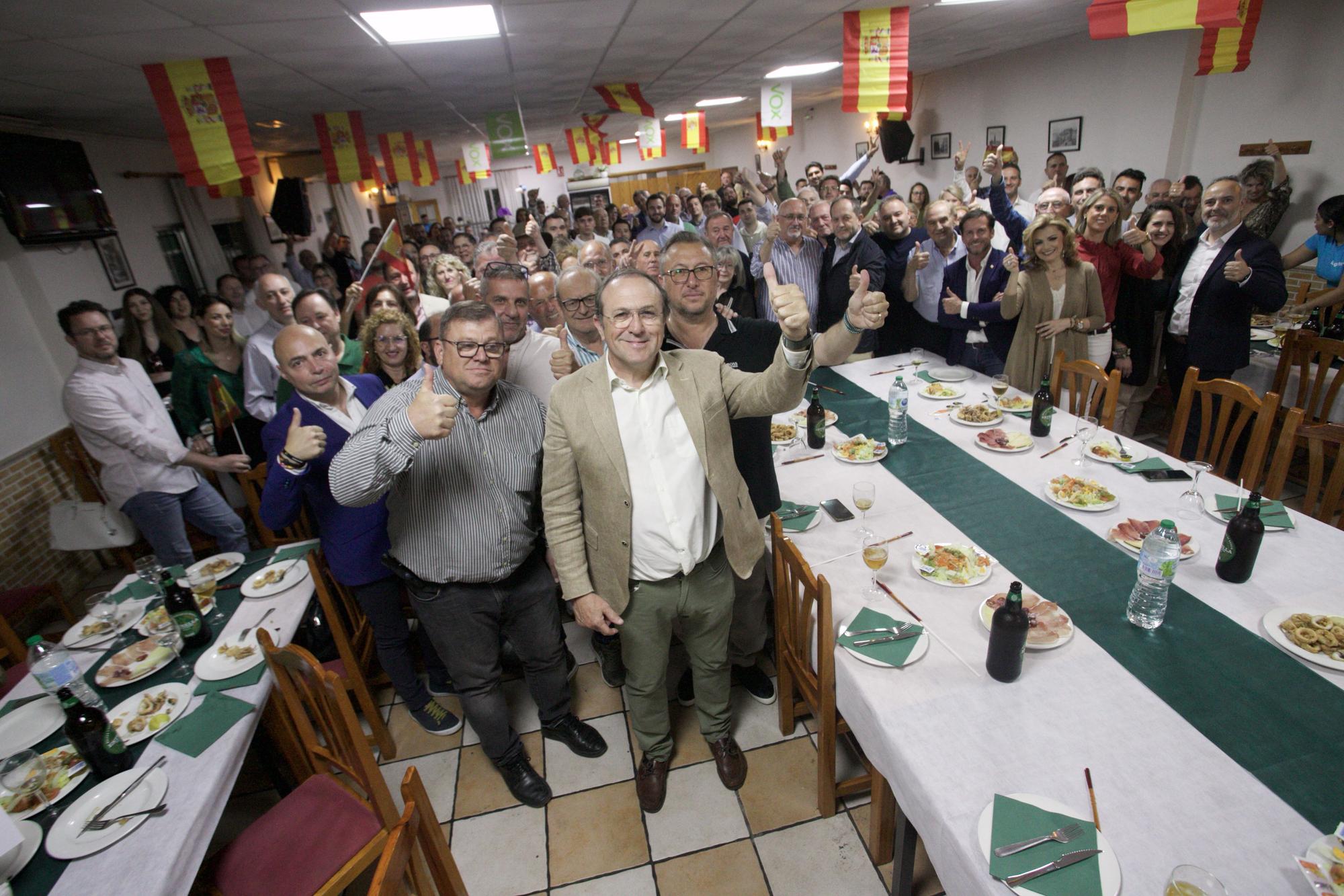 Cena de Vox con los fichajes del PP y Cs en Murcia