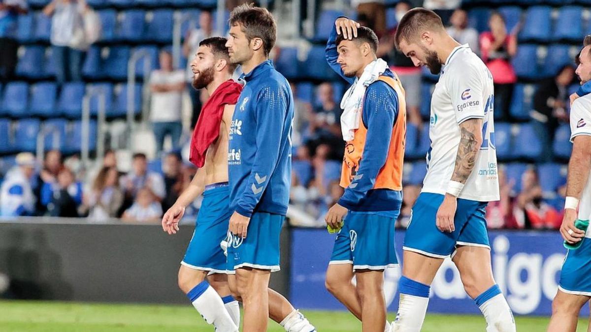 Aitor Sanz y Sipsic, cabizbajos tras una derrota en casa. 