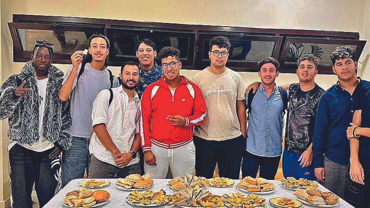 Degustación gastronómica durante la Jornada sobre la Nueva Ley de Extranjería en Córdoba, organizada por Córdoba Acoge y Accem a finales del mes de octubre.