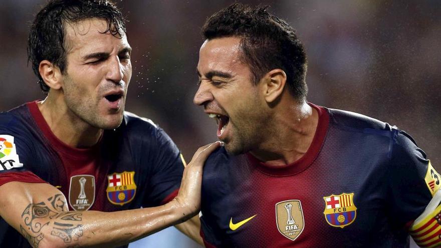 Xavi Hernández celebra un gol con el FC Barcelona