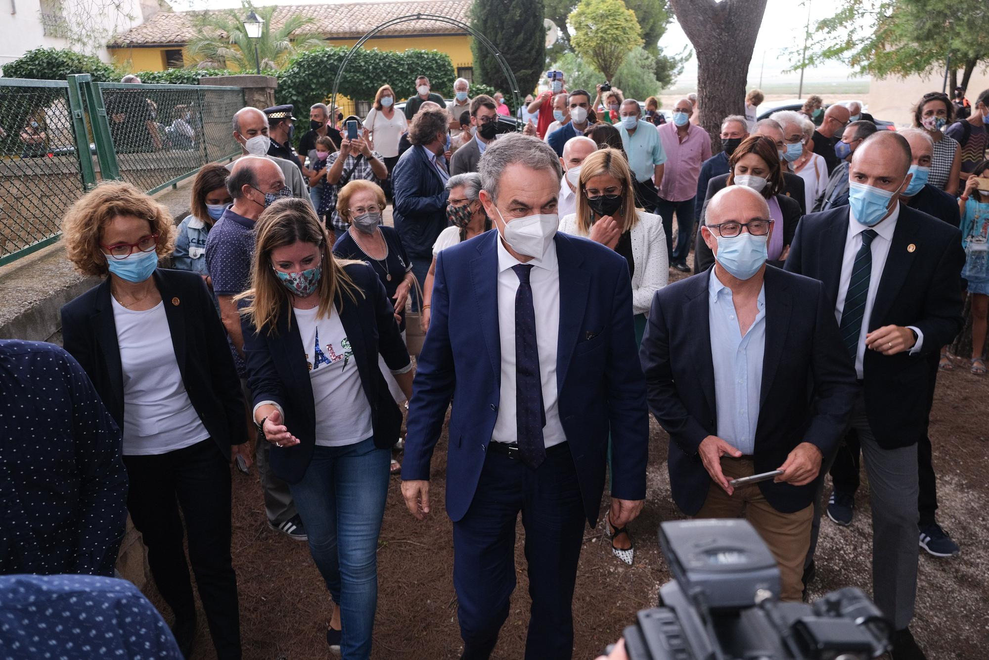 Visita del expresidente Jose Luis Rodríguez Zapatero al Fondó de Monóvar, última sede del gobierno Republicano