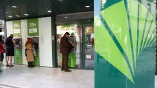 Constituyen una plataforma ciudadana en Málaga para "salvar" Unicaja Banco