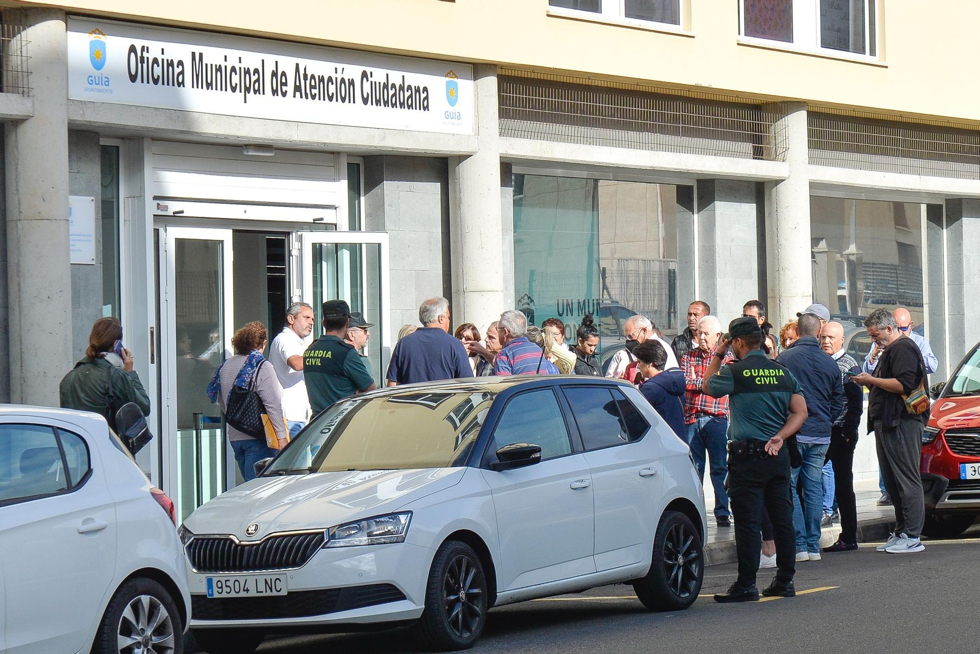 Concetración de afectados por el traslado de la residencia de mayores Tarazona