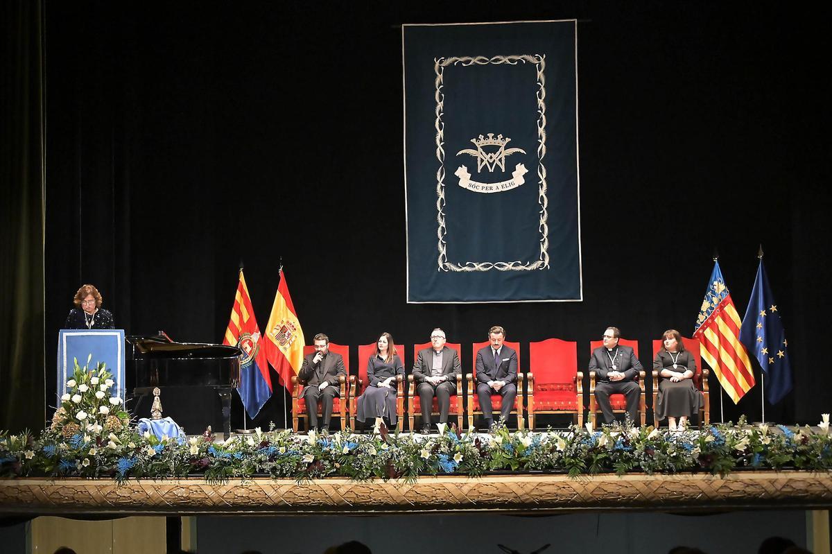 El pregón se ha celebrado en el Gran Teatro de Elche