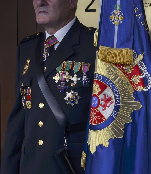 El acto institucional, en el Teatro Colón, ha sido presidido por el Delegado del Gobierno en Galicia.