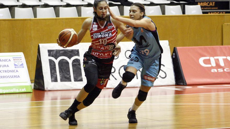 María Conde, en el partit contra l&#039;Estudiantes