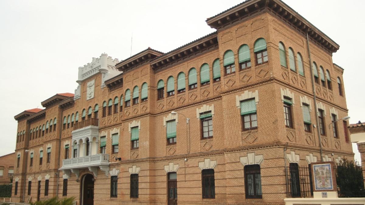 Biblioteca de la Academia de Logística de Calatayud.