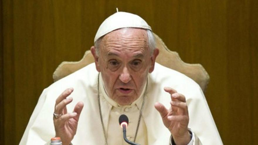 El Papa dice que “el trabajo esclavo y la prostitución son trabajo para poder sobrevivir”