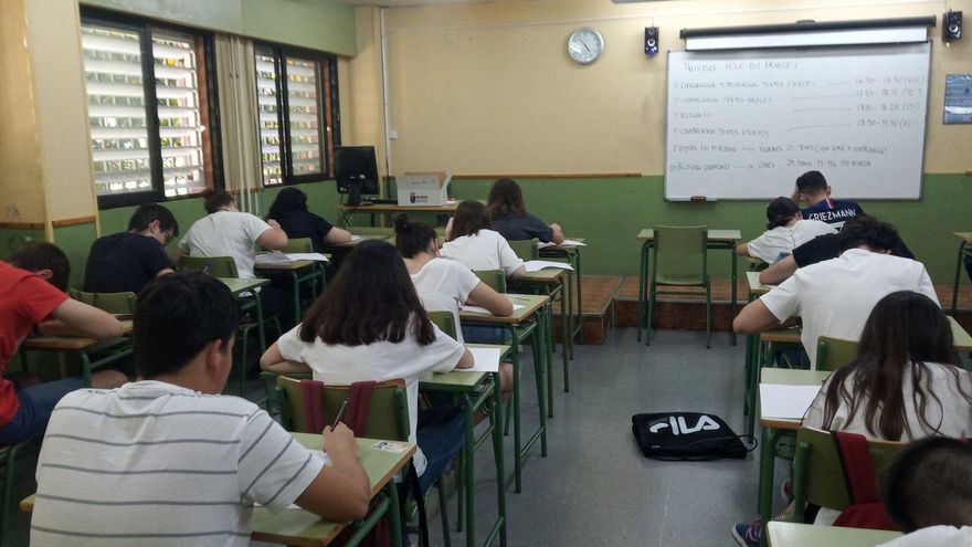 Comienzan las pruebas específicas de certificación en las Escuelas de Idiomas de la Región