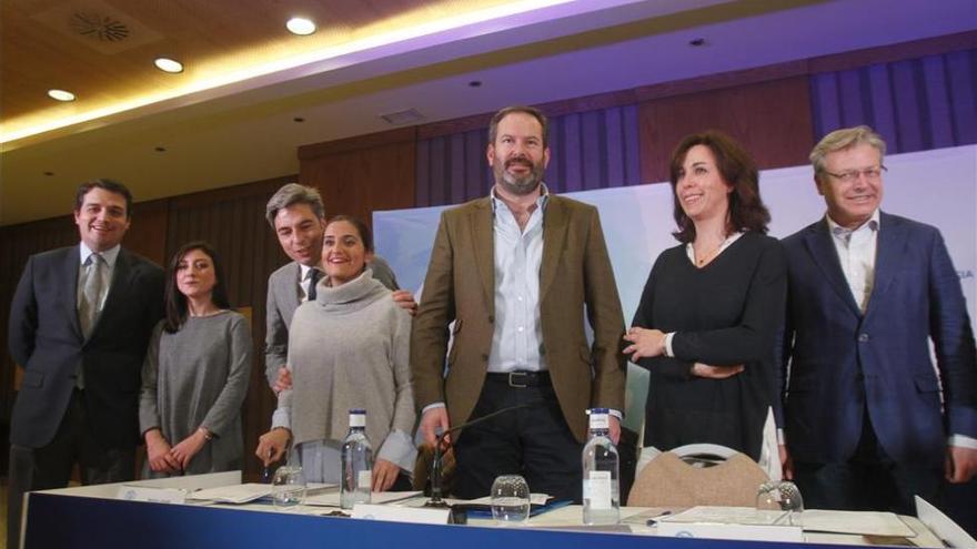 Molina espera tener &quot;cuanto antes&quot; a los candidatos del PP a las municipales