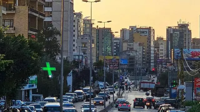 Israel ordena la evacuación de todos los suburbios del sur de Beirut, forzando la huida de 700.000 personas