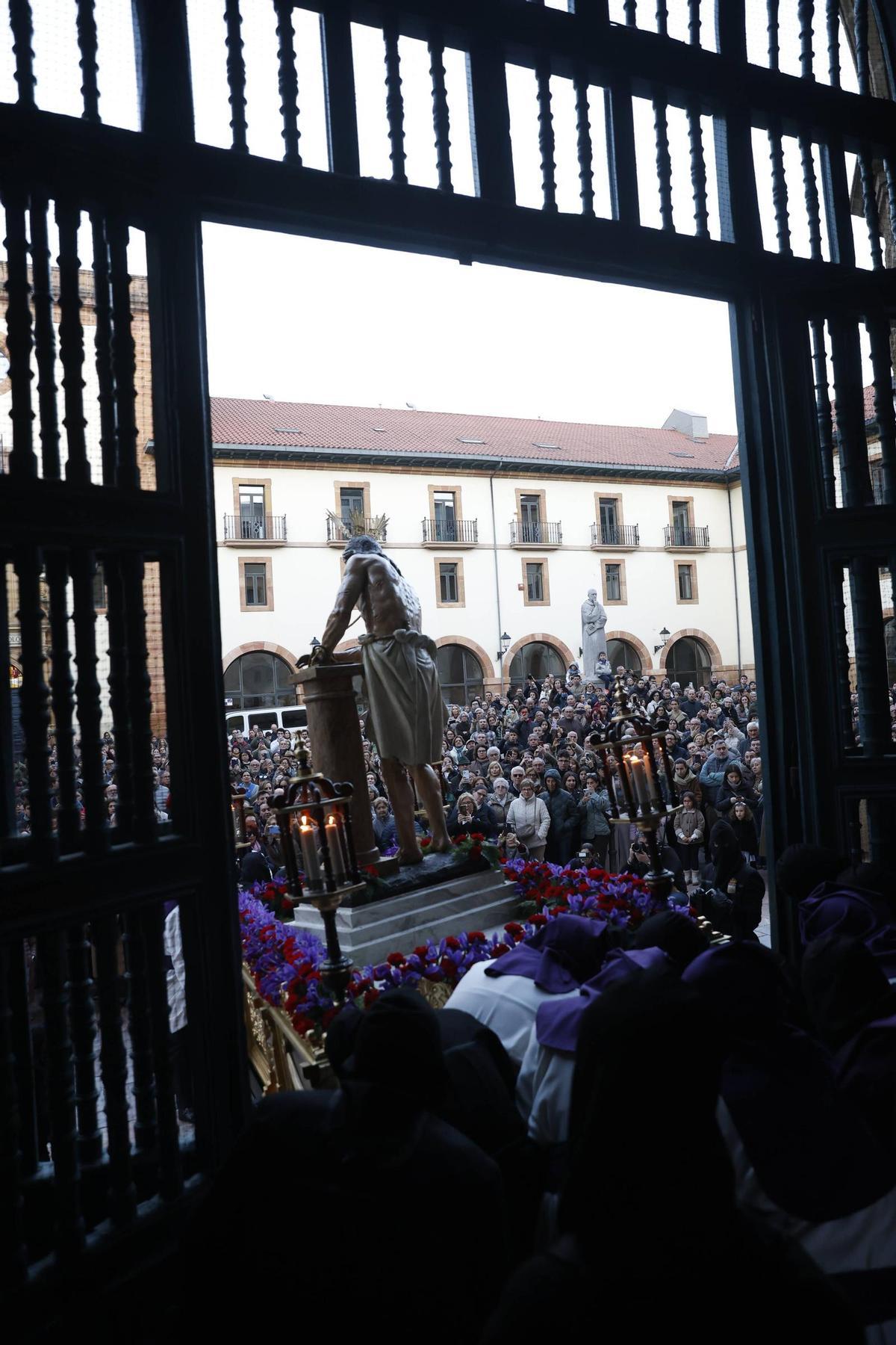 La procesión del Silencio de la Semana Santa Ovetense