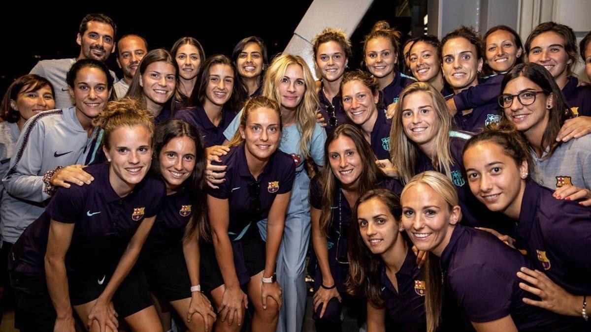 Las jugadoras del Barça, con Julia Roberts, en Pasadena