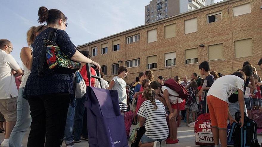 No habrá colegio el lunes 30 de abril en Málaga capital