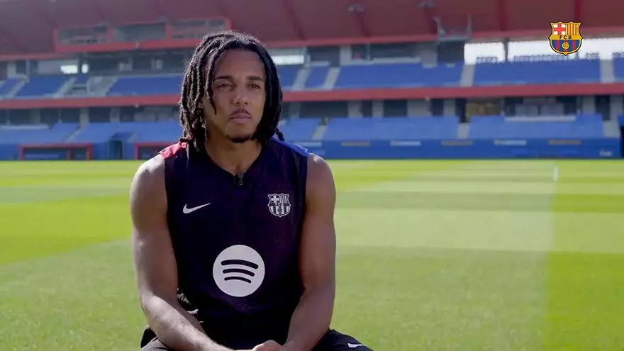 Koundé: "Los jugadores de la Masía te contagian su manera de vivir el Clásico"