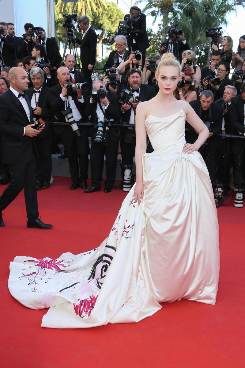 Festival de cine de Cannes: Elle Fanning, de Vivienne Westwood