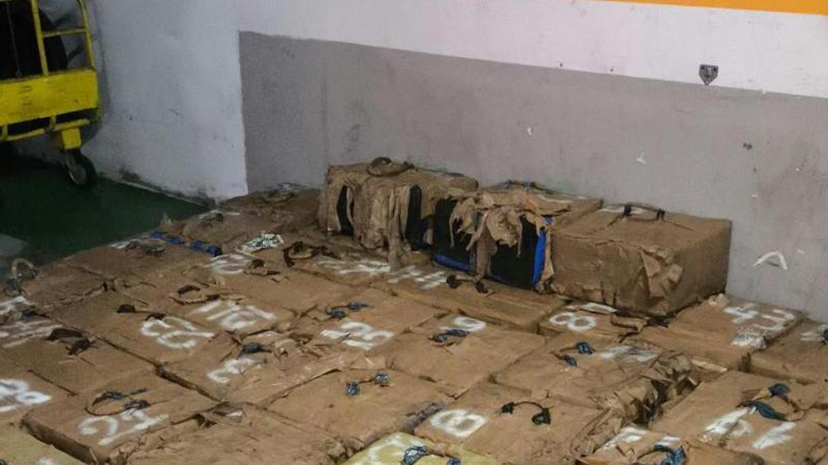 Fardos de cocaína incautados la pasada semana en Muxía.