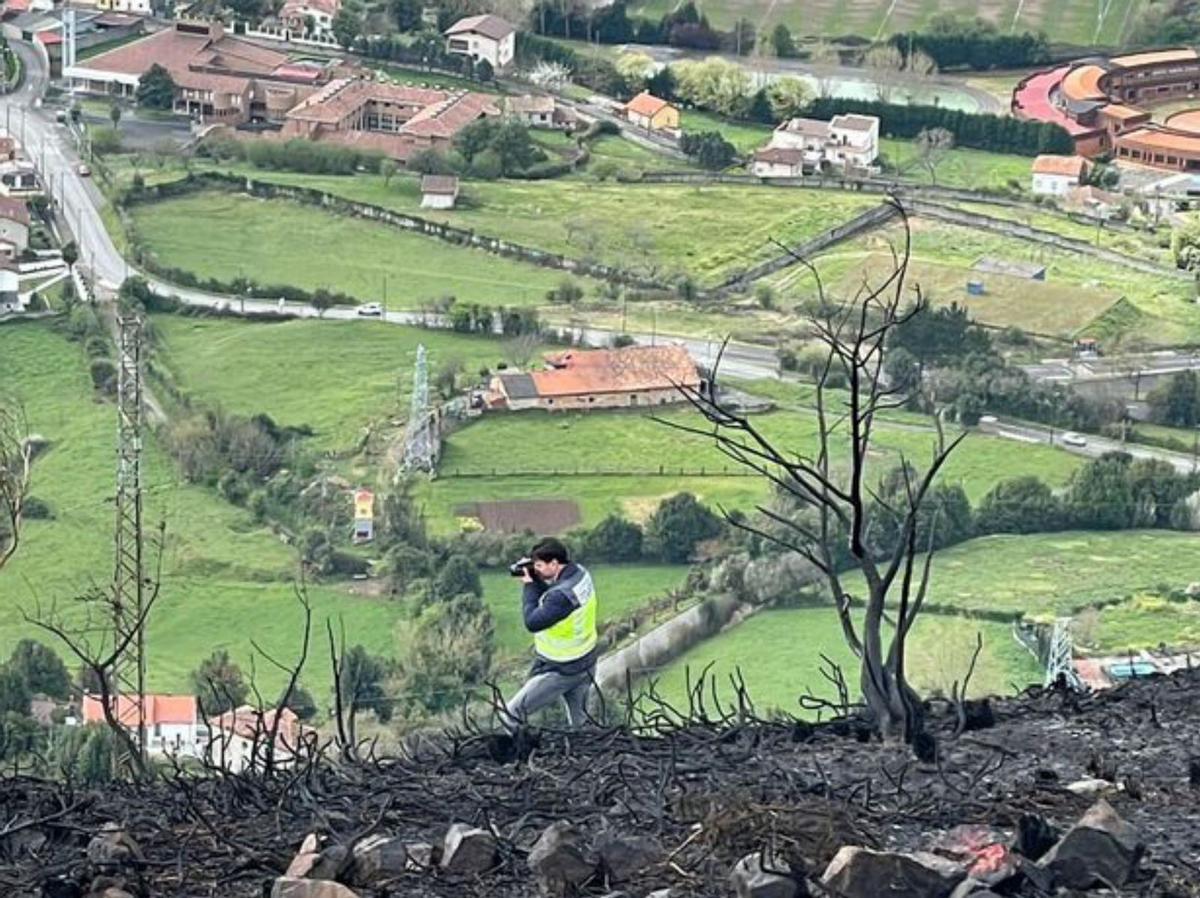 Toda una cara del &quot;techo&quot; de la capital se tiñe de negro