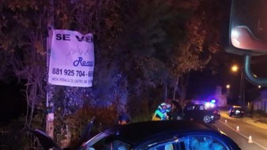 Coche siniestrado. | // L.O.
