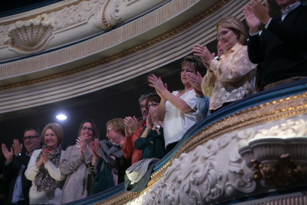 La Generalitat en pleno celebra en Alicante las cuatro décadas de la Carta Magna con un acto institucional en el Teatro Principal que llega en medio de los ataques al modelo territorial y de la alerta ultra.