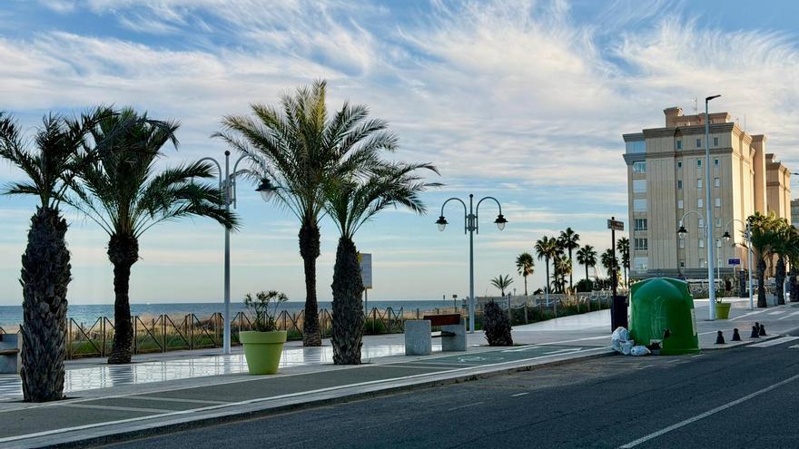 Ni zona azul ni contenedores durante las obras: comerciantes de Arenales denuncian la retirada total de recipientes de basura en San Bartolomé de Tirajana