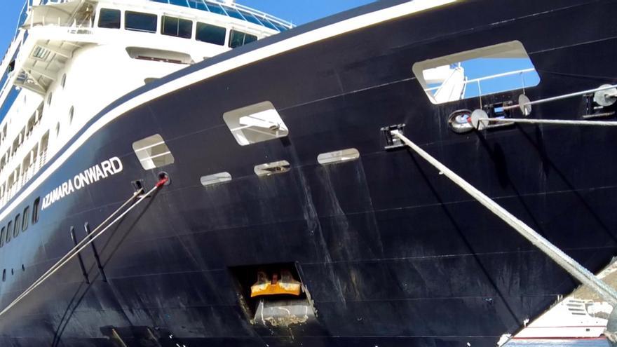 El Puerto chicharrero recibe por primera vez al crucero de lujo ‘Azamara Onward’