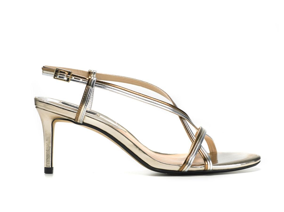 Zapatos tacón dorados, New Metallics de Mango