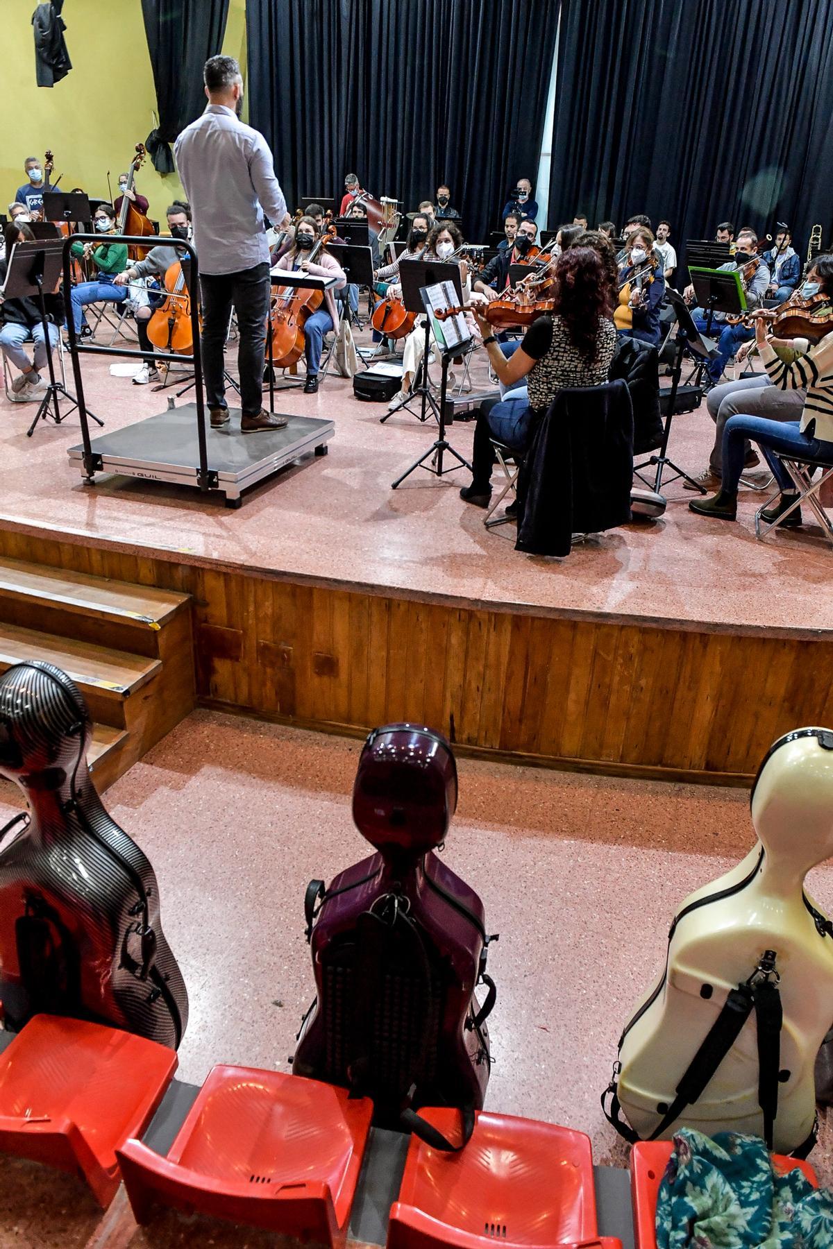 Reportaje a la Orquesta Comunitaria de Gran Canaria Reportaje a la Orquesta Comunitaria de Gran Canaria