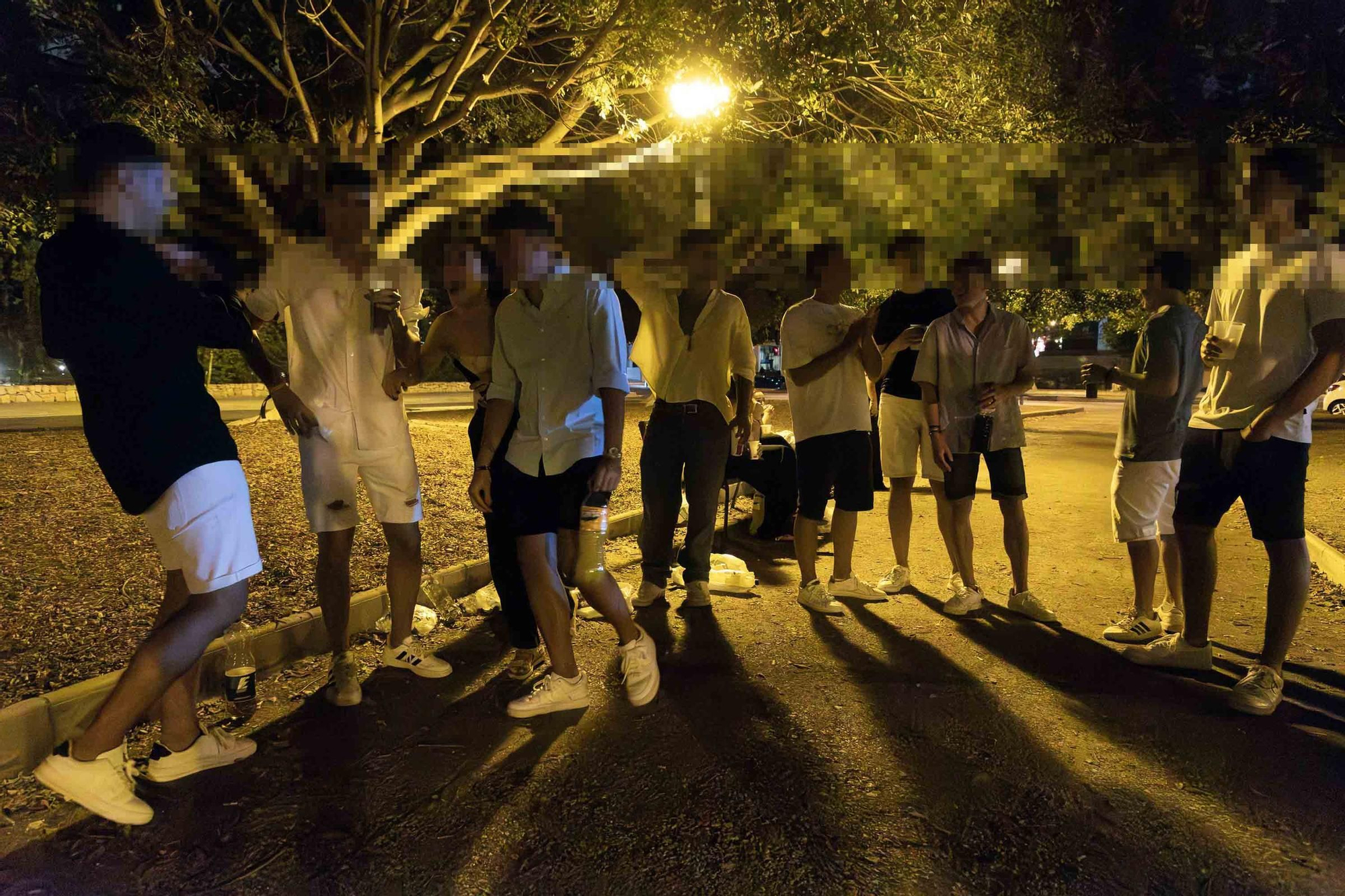 Los martes de ellas’ en la playa de San Juan: la nueva excusa para el botellón