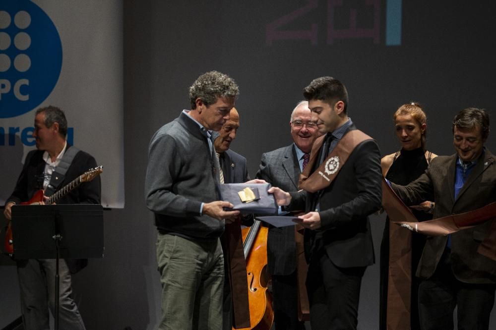 La UPC Manresa celebra la graduació dels 113 estud