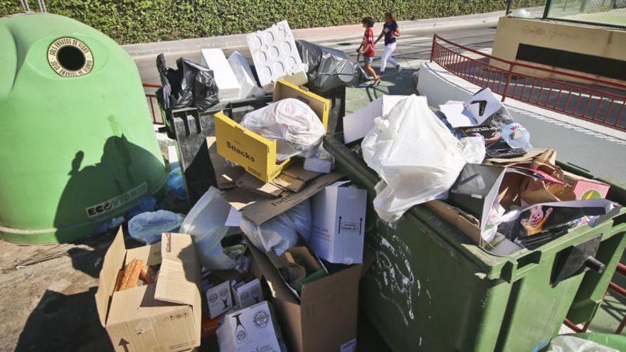 Un informe técnico advierte de que el gasto previsto para la recogida de basuras hace inviable el servicio