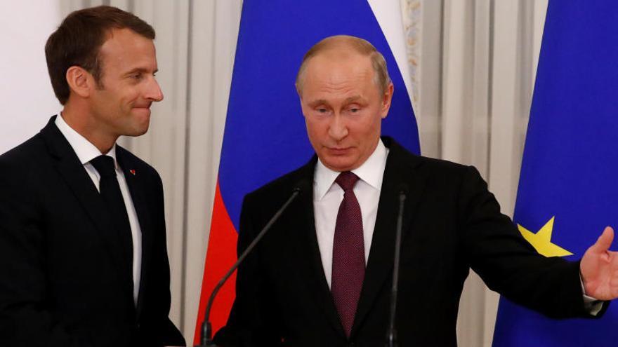 Macron y Putin, durante su encuentro.