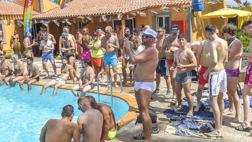 Maspalomas Pride by Freedom 2024: Los Almendros Bungalows, escenario de una divertida &#039;Pool party&#039;